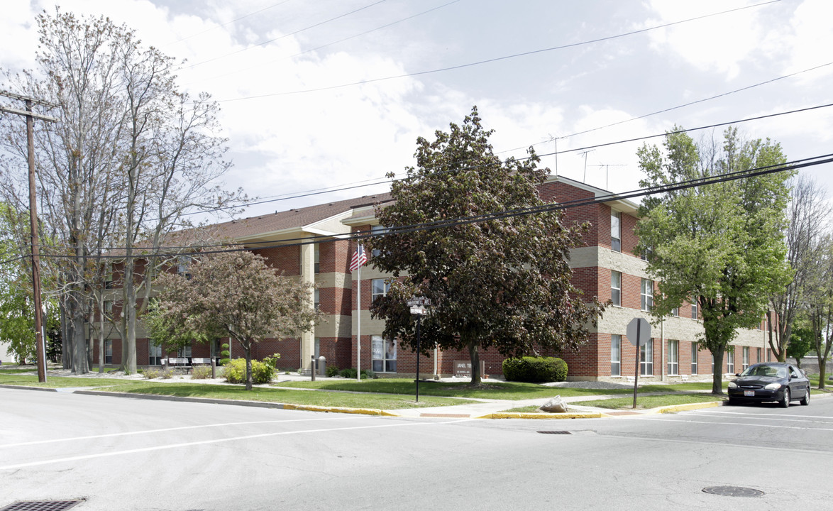 Janel Terrace in Fremont, OH - Building Photo