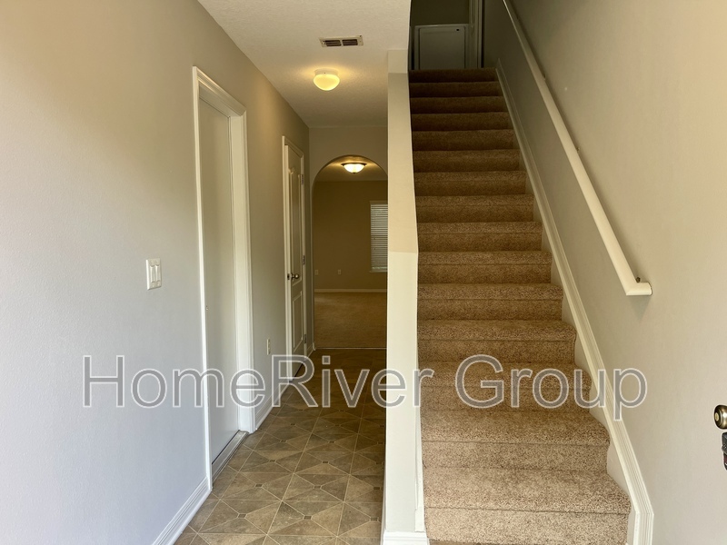 4447 Ashburn Square Dr in Tampa, FL - Building Photo