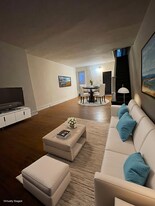 840 E Westmoreland St in Philadelphia, PA - Building Photo