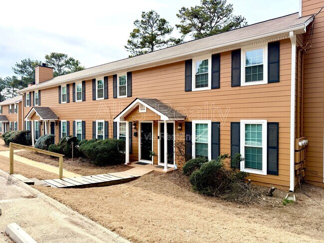 121 Jackson Dr in Stockbridge, GA - Building Photo - Building Photo