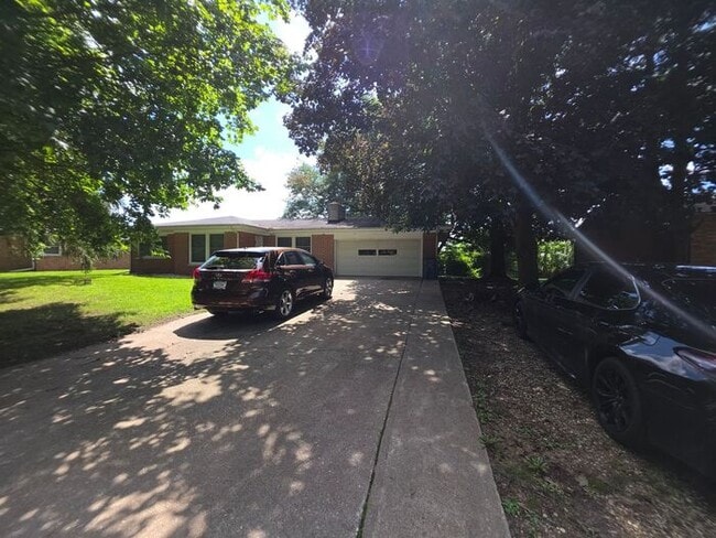 property at 4762 Greenfield Dr