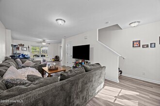 303 Louisia Mae Way in New Bern, NC - Building Photo - Building Photo