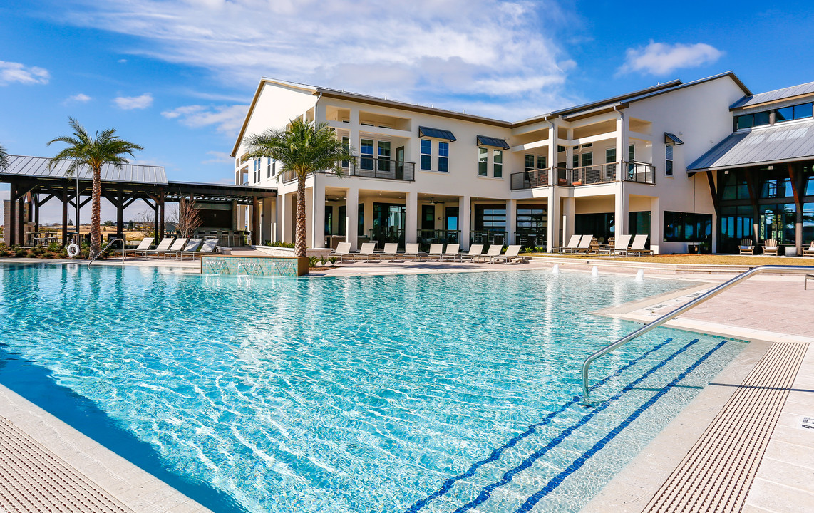 Lakewalk at Hamlin in Winter Garden, FL - Building Photo