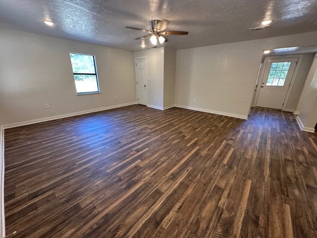 543 Lamb Rd in Gilmer, TX - Building Photo - Building Photo