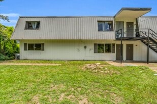 102 S Browder St, Unit #71 in Columbus, MS - Building Photo