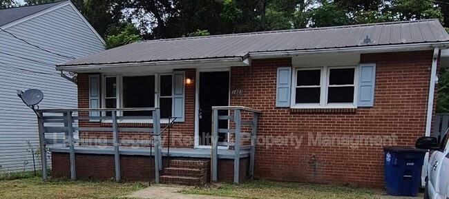 property at 1423 Marne St