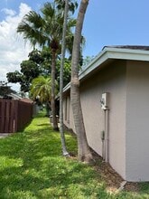5428 Gene Cir in West Palm Beach, FL - Building Photo - Building Photo