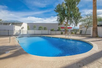 The Gaucho on Glendale Apartments in Phoenix, AZ - Building Photo - Building Photo