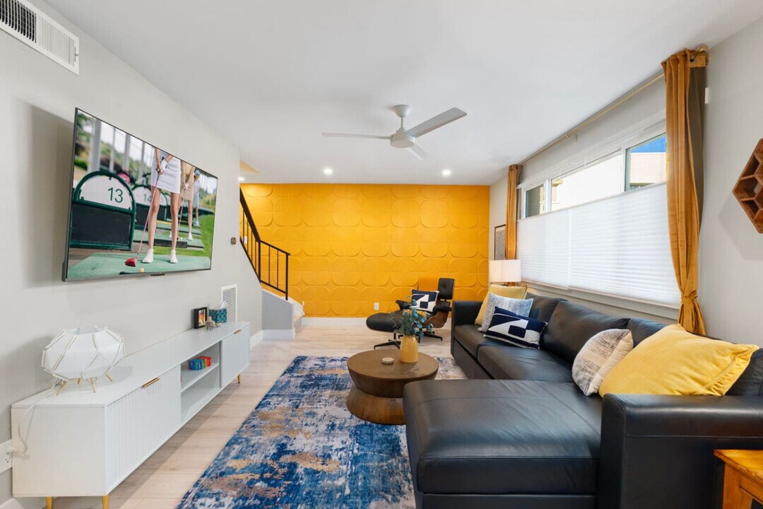 6957 E Osborn Rd in Scottsdale, AZ - Building Photo