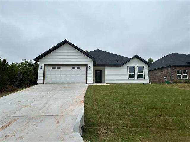 property at 2215 Beverly Dr