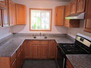 26718 Peterman Ave in Hayward, CA - Building Photo - Building Photo