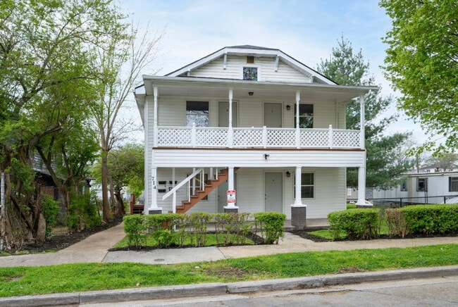 property at 714 Maple Oak Ln