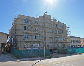 416 S Wilton Pl in Los Angeles, CA - Building Photo - Building Photo