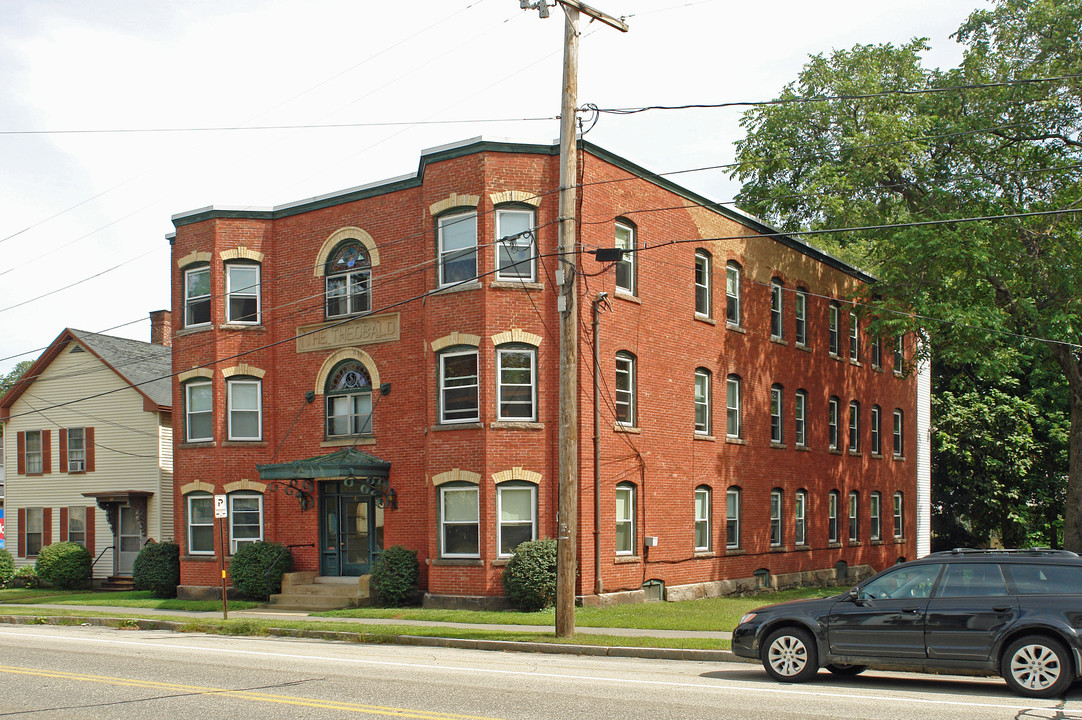 The Theobald in Concord, NH - Foto de edificio