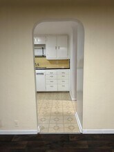 3831 NW Anderson Hill Rd, Unit #B in Silverdale, WA - Foto de edificio - Building Photo