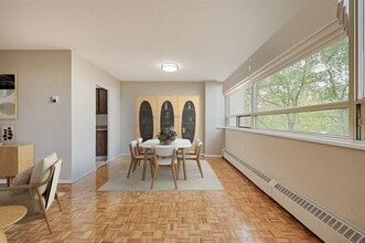 Wynford Central in Toronto, ON - Building Photo - Building Photo