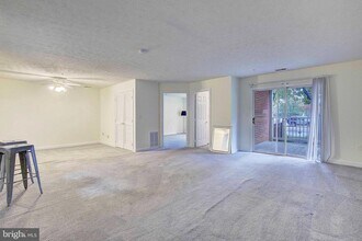 625 Admiral Dr-Unit -205 in Annapolis, MD - Building Photo - Building Photo