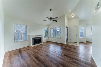 502 Prairie Dell St in Lewisville, TX - Building Photo - Building Photo