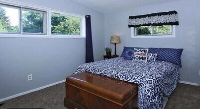 2303 Pinneberg Ave in Rockville, MD - Building Photo - Building Photo