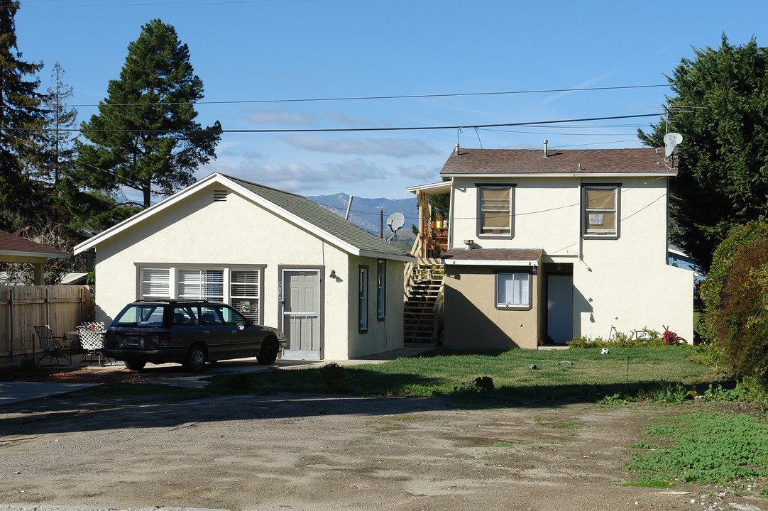 271 Holt St in Ventura, CA - Building Photo