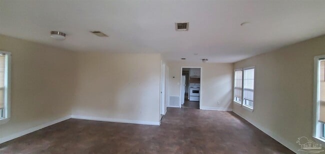 809 N E St in Pensacola, FL - Building Photo - Building Photo
