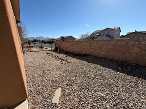 7503 Vista de Oeste Pl in Las Cruces, NM - Building Photo - Building Photo