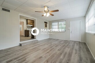 703 Mercado Ct in Orlando, FL - Foto de edificio - Building Photo