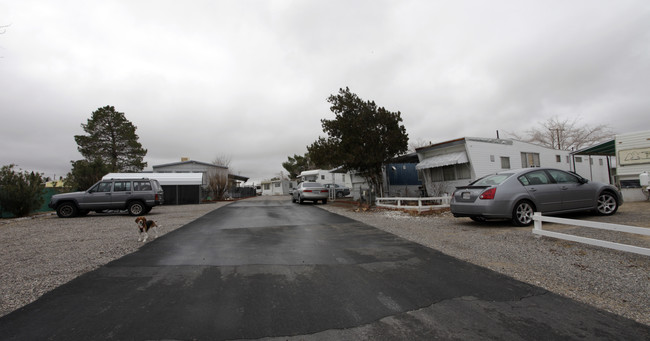 2532 W Main St in Barstow, CA - Foto de edificio - Building Photo