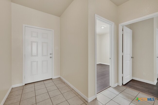 1355 Fall Cover St in New Braunfels, TX - Building Photo - Building Photo