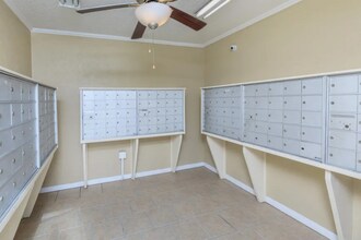 4645 Ocean Dr in Corpus Christi, TX - Building Photo - Building Photo