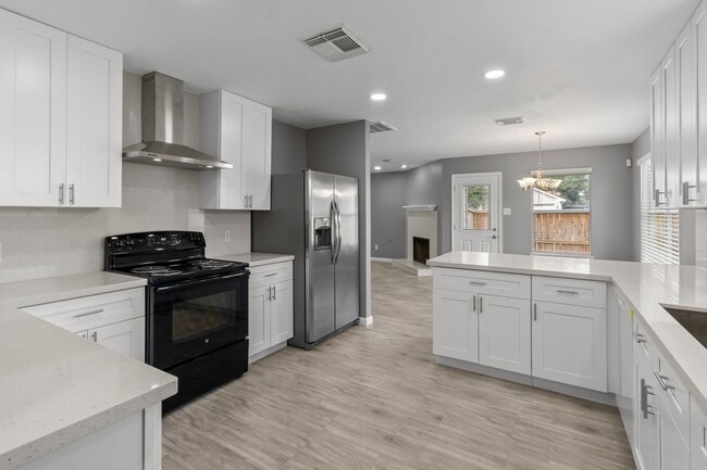 property at 14642 Alannah Lagoon Ct