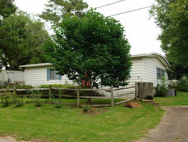 75 Mershon St in Fairhope, AL - Building Photo - Building Photo