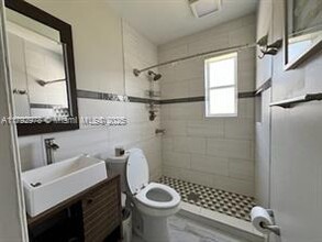 7417 SW 31st St in Miami, FL - Building Photo - Building Photo
