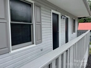 223 Countryside Dr SW in Lenoir, NC - Building Photo - Building Photo