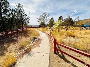 18197 Spruce Lake Ct in Reno, NV - Foto de edificio - Building Photo