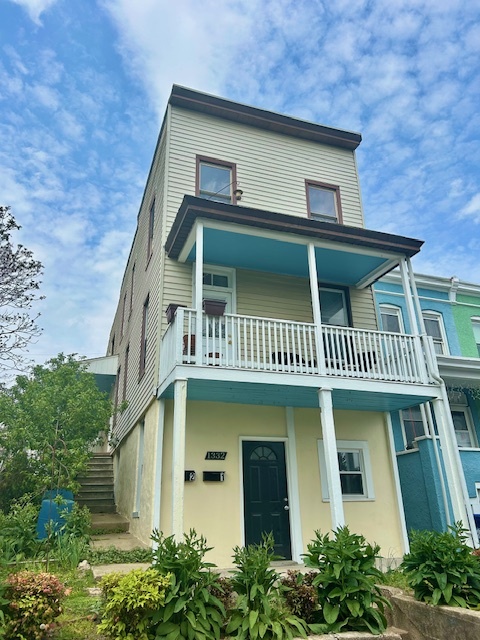 property at 1332 Dellwood Ave