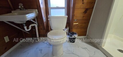 51 S 5th St in Easton, PA - Building Photo - Building Photo