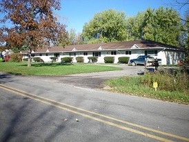 4950 N Lake Rd Apartamentos