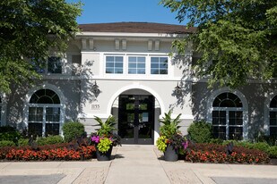 1155 Museum Blvd in Vernon Hills, IL - Building Photo