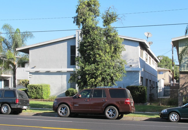 18007 Roscoe Blvd in Northridge, CA - Building Photo - Other