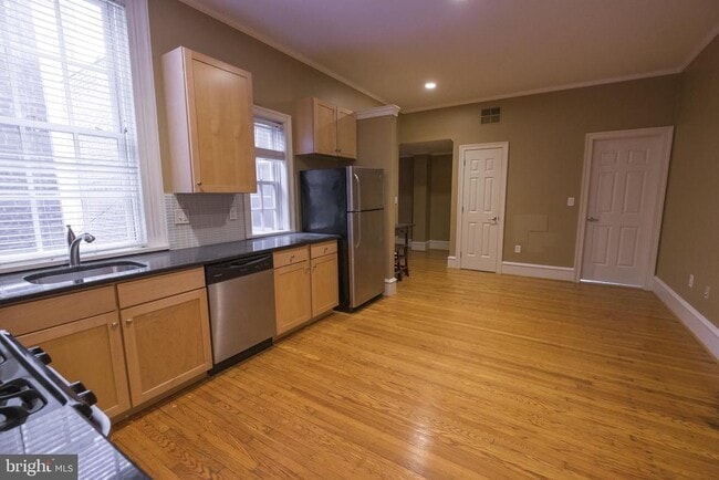 1602 Spruce St in Philadelphia, PA - Building Photo - Building Photo