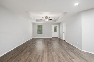 1906 S Bryson Cir in Springfield, MO - Building Photo - Building Photo