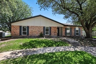 5024 Middleton Cir in The Colony, TX - Building Photo