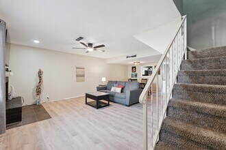 9605 Hefner Village Blvd in Oklahoma City, OK - Building Photo - Building Photo