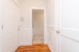 49 Worthington St, Unit 34 in Boston, MA - Foto de edificio - Building Photo