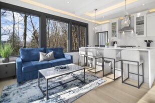 504 Stewart Ave in Ithaca, NY - Building Photo