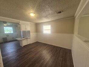 3015 1st St in Lubbock, TX - Building Photo - Building Photo