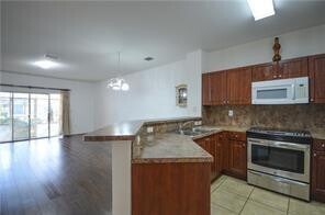 2958 NW 35th Ave in Lauderdale Lakes, FL - Building Photo - Building Photo