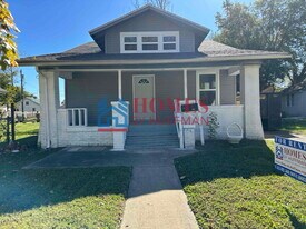 707 Jackson Ave in Evansville, IN - Building Photo