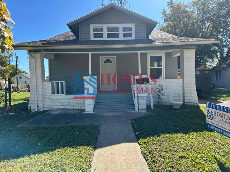 707 Jackson Ave in Evansville, IN - Building Photo
